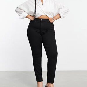 ASOS DESIGN Curve skinny jeans in clean black